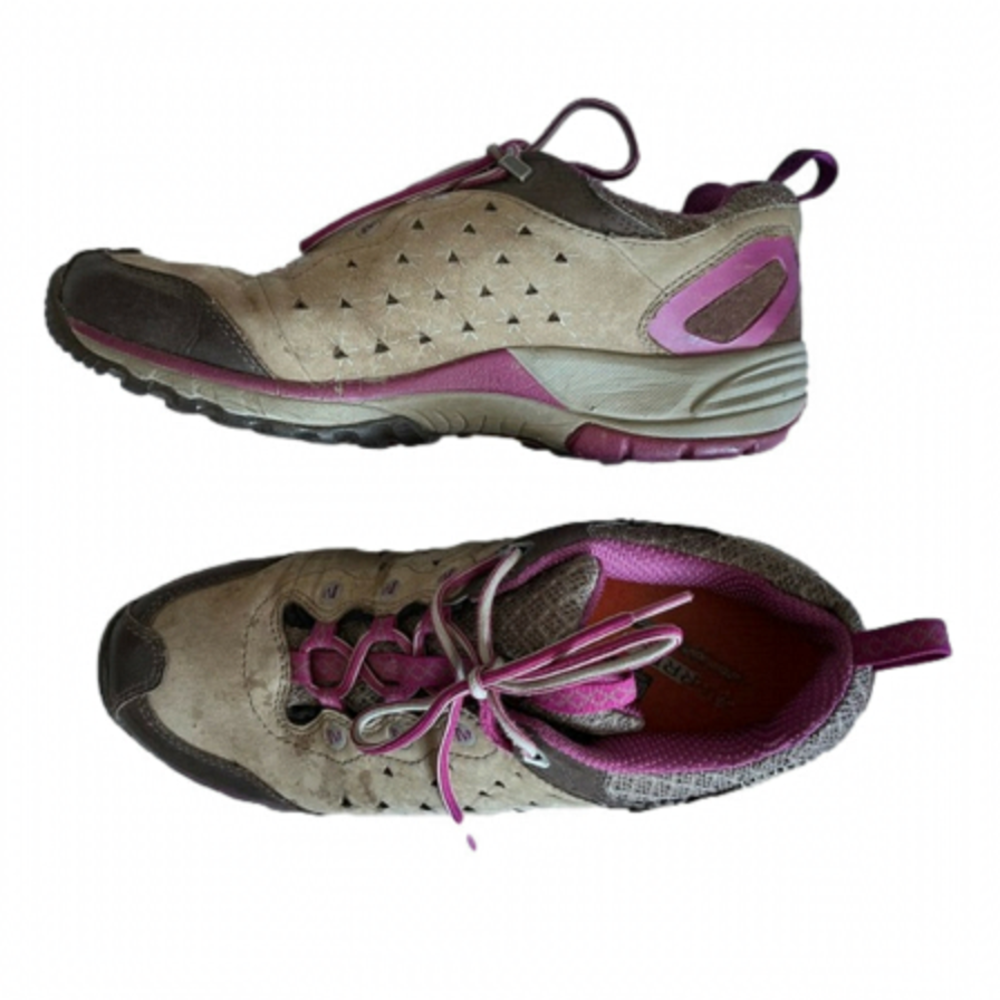 MERRELL Vibram Low Rise Tie Up Women’s Hiking Shoe Size 8.5